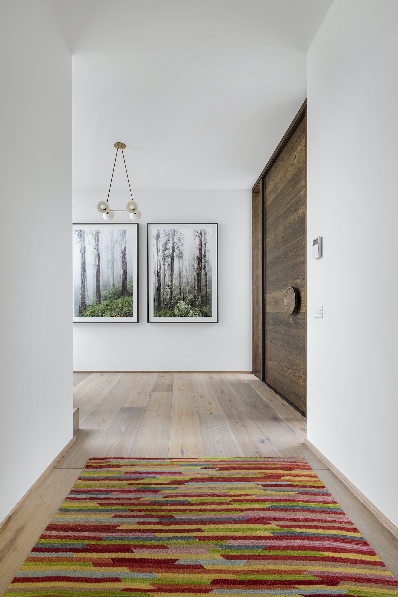 modern-house-interior-1.jpg